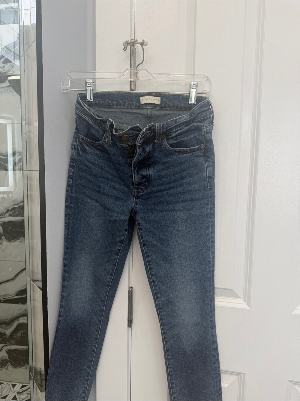 High-Rise Skinny Jeans in Dark Blue